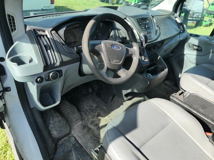 2017-ford-transit-image-9