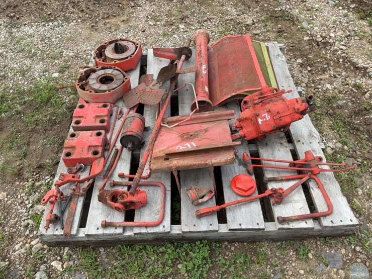 pallet-of-case-parts.-#271-image-4