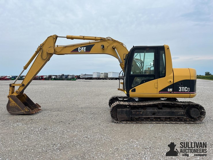 2004-caterpillar-311c-u-image-8