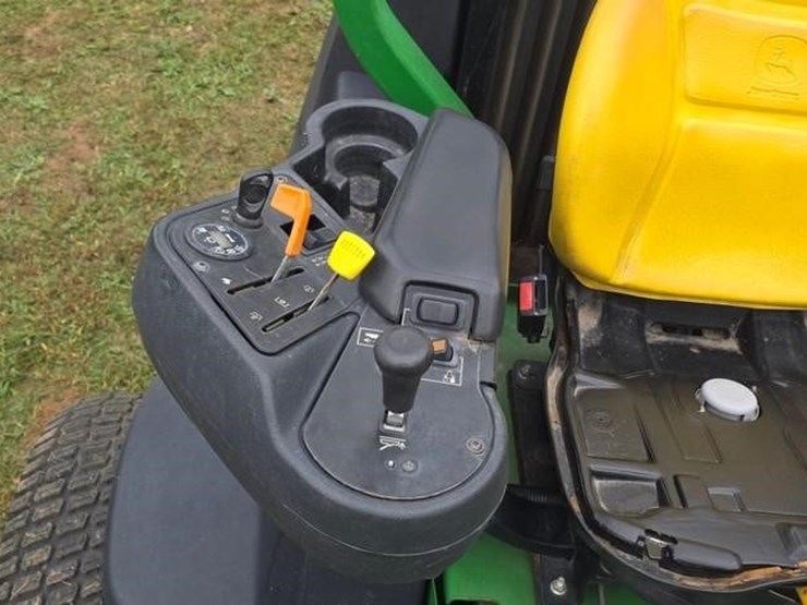 john-deere-7400-image-36