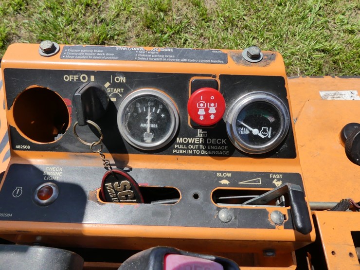 2013-scag-turf-tiger-lawn-mower-image-12
