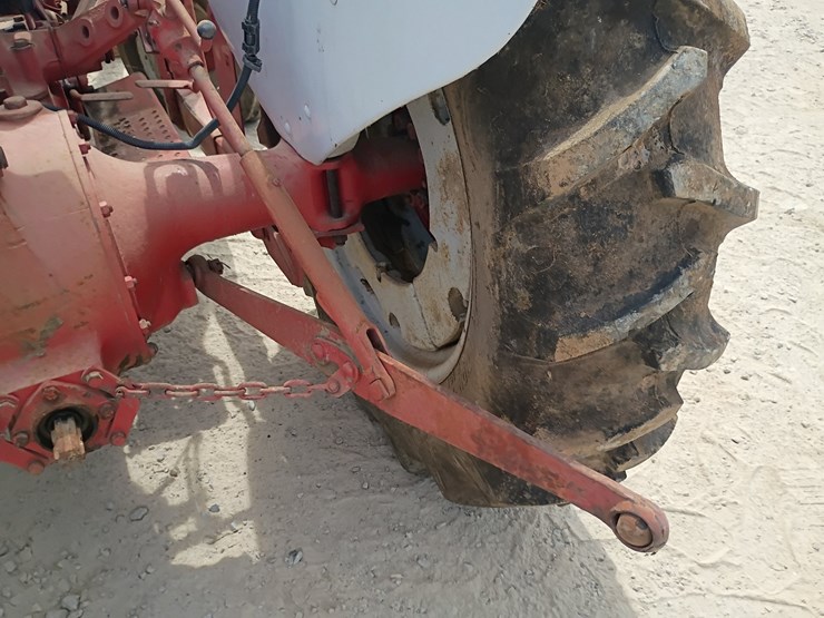 ford-tractor-image-34