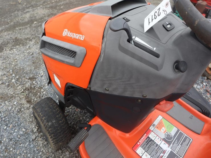 husqvarna-yth25k48-riding-mower-image-20