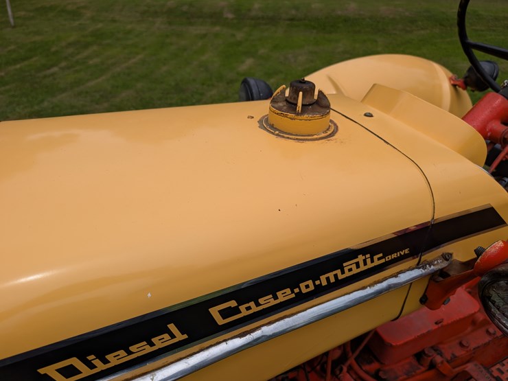 case-730-tractor-image-74