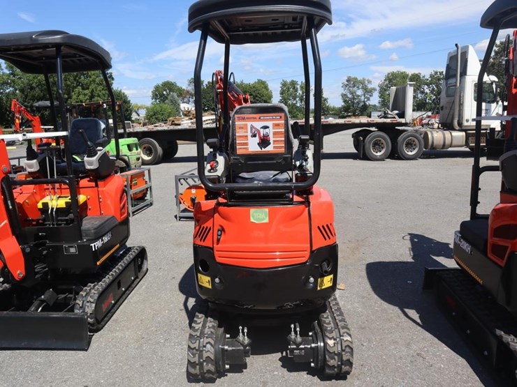 tpm-20kh-mini-excavator-image-6
