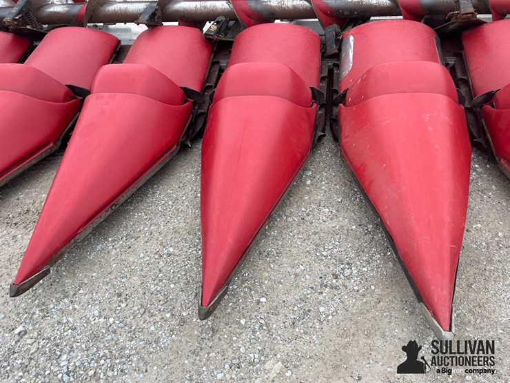 2011-case-ih-3408-image-10