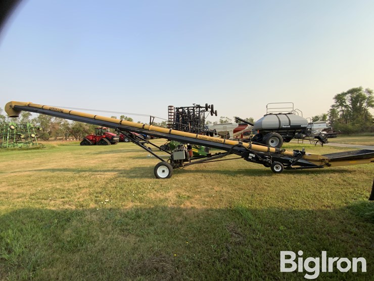 convey-all-1045hdmk-self-propelled-field-conveyor-image-8