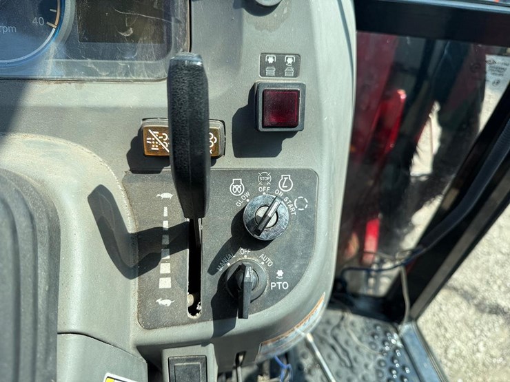 tym-t5545tusm-tractor-with-loader-image-26