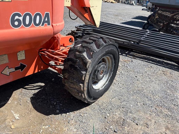 1997-jlg-600a-image-5