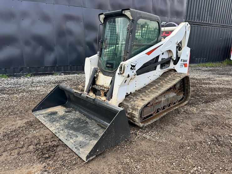 2020-bobcat-t770-image-2