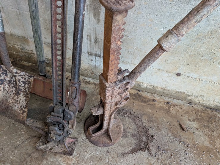 handyman-jack,-railroad-jack-&-misc.-hand-tools.-#253-image-3