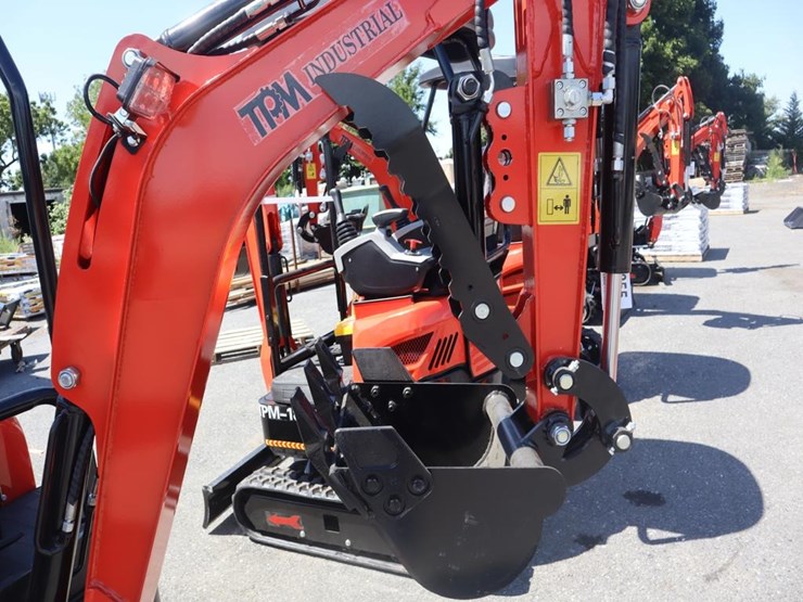 tpm-20kh-mini-excavator-image-8