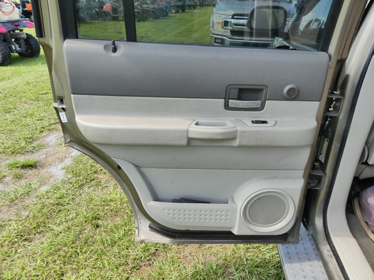 2006-dodge-durango-image-11