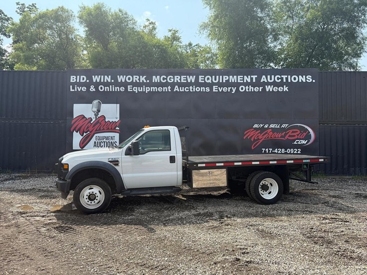 2008-ford-f550-image-1