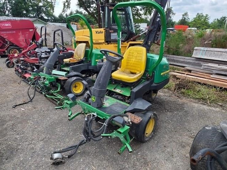 john-deere-2500b-image-2