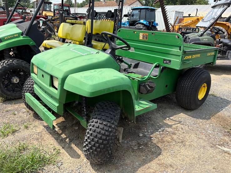 john-deere-gator-image-2
