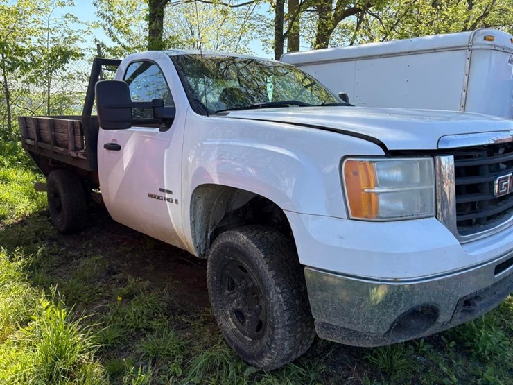 2008-gmc-2500-image-6