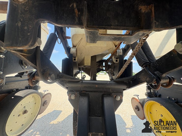 kinze-3600-image-16