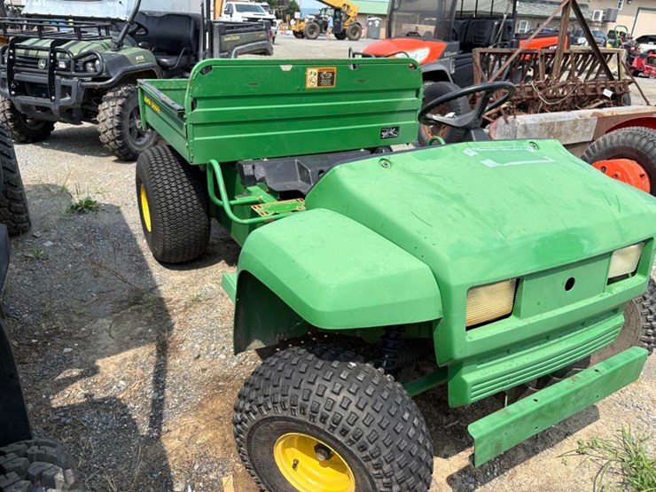 john-deere-gator-image-4