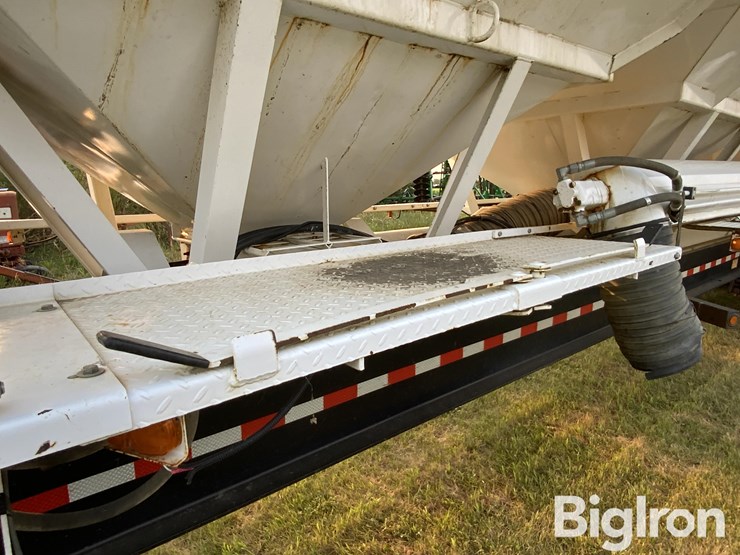 2008-behnke-45’-tri/a-trailer-w/willmar-side-shooter-box-image-17