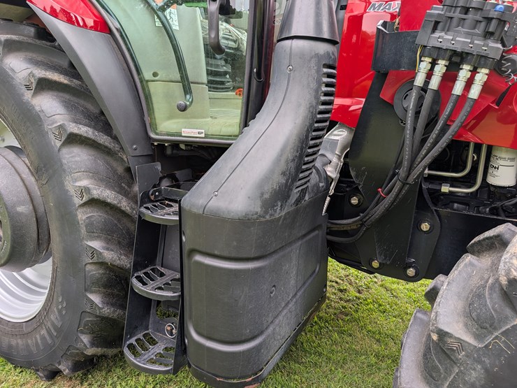 2014-case-ih-maxxum-125-image-56