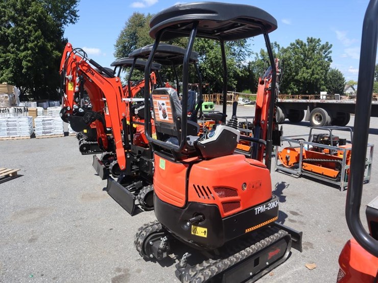 tpm-20kh-mini-excavator-image-7