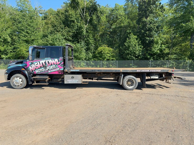 2007-international-durastar-4300-image-2