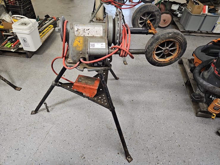 rigid-300-pipe-threader-image-2