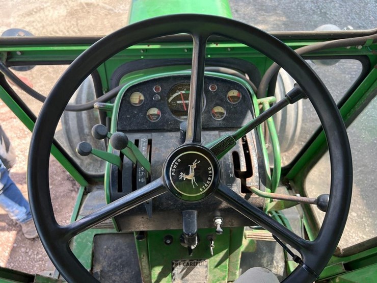 john-deere-4020-image-21