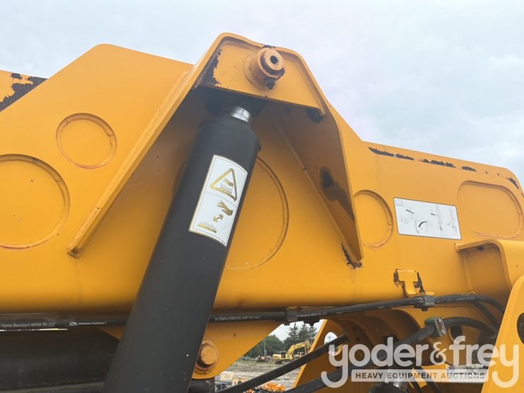 2014-jcb-509-42-image-22