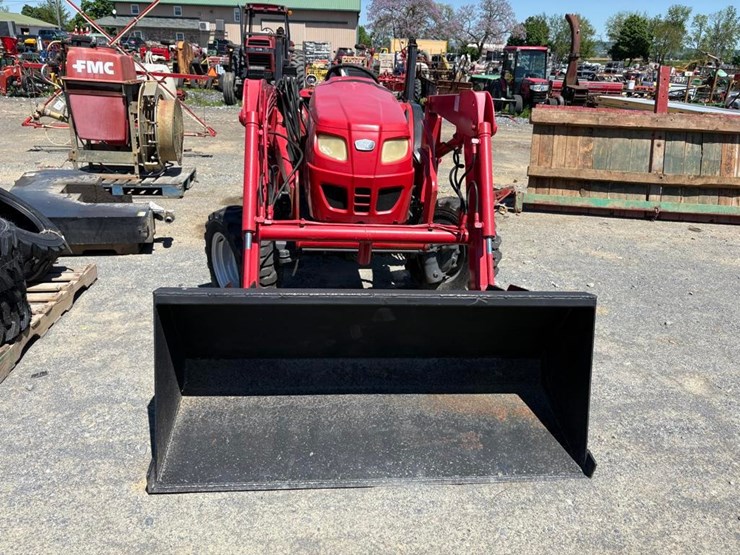 mahindra-2310-image-3