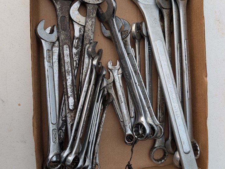 misc.-wrenches.-#205-image-1