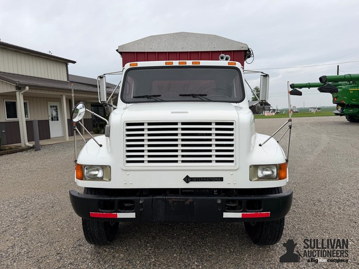 1995-international-4900-image-2