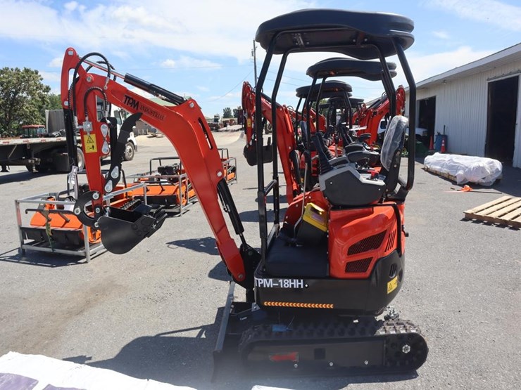 tpm-18hh-mini-excavator-image-5