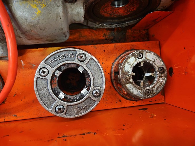 ridgid-700-t2-pipe-threader-image-2