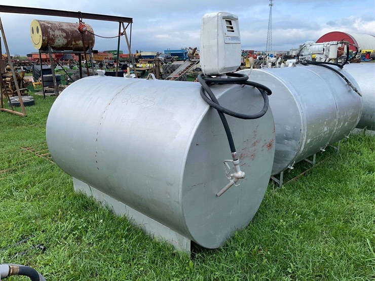 500-gallon-fuel-tank-with-gas-boy-pump-image-2