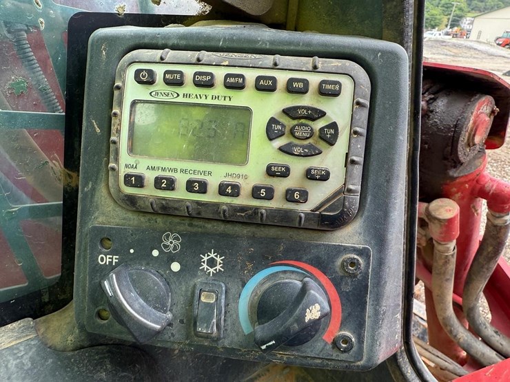 2018-takeuchi-tl12r2-image-25