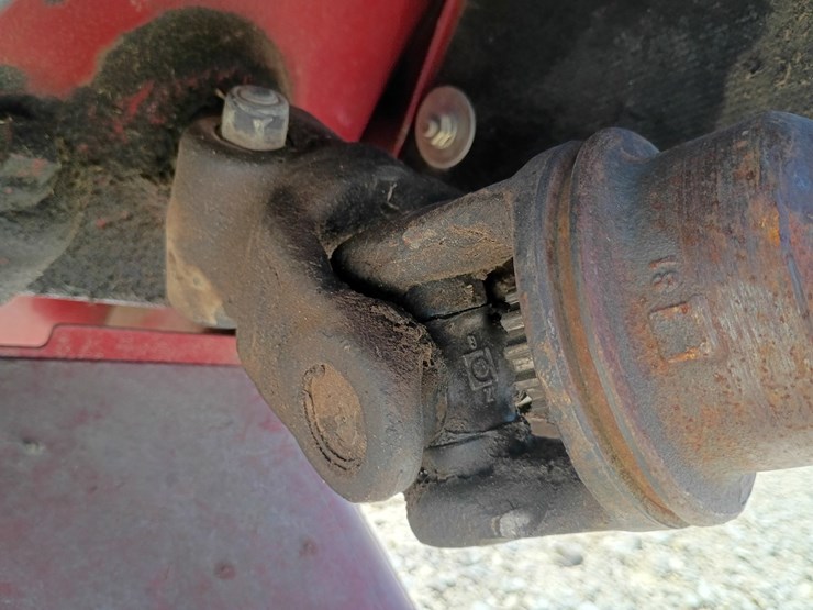 new-holland-1411-image-13