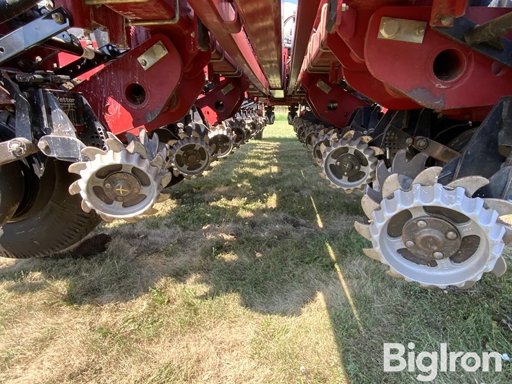 2012-case-ih-1250-image-15