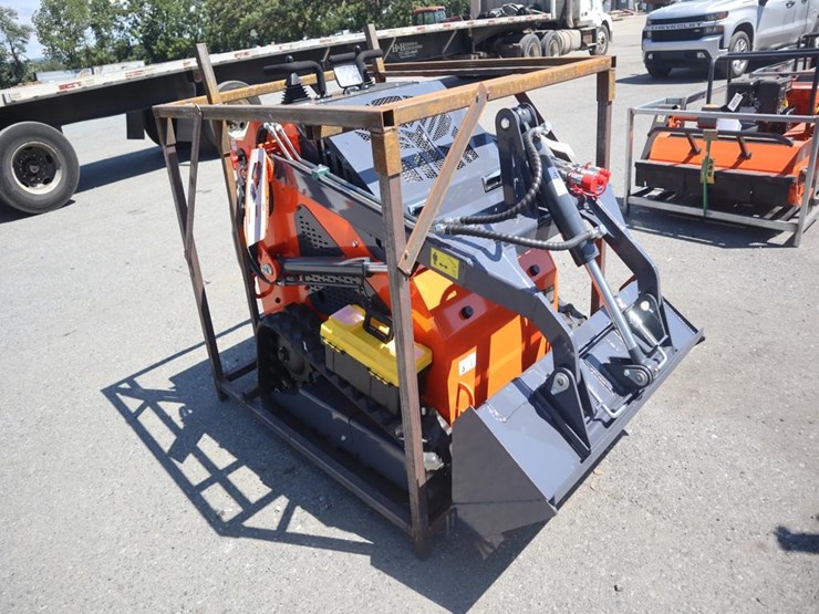 tpm-t460-stand-on-skid-steer-loader-image-2