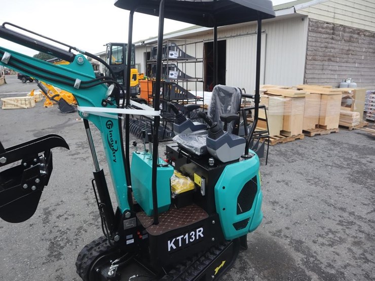 cfg-kt13r-mini-excavator-image-3