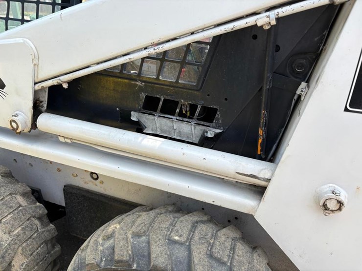 1995-bobcat-742b-image-13