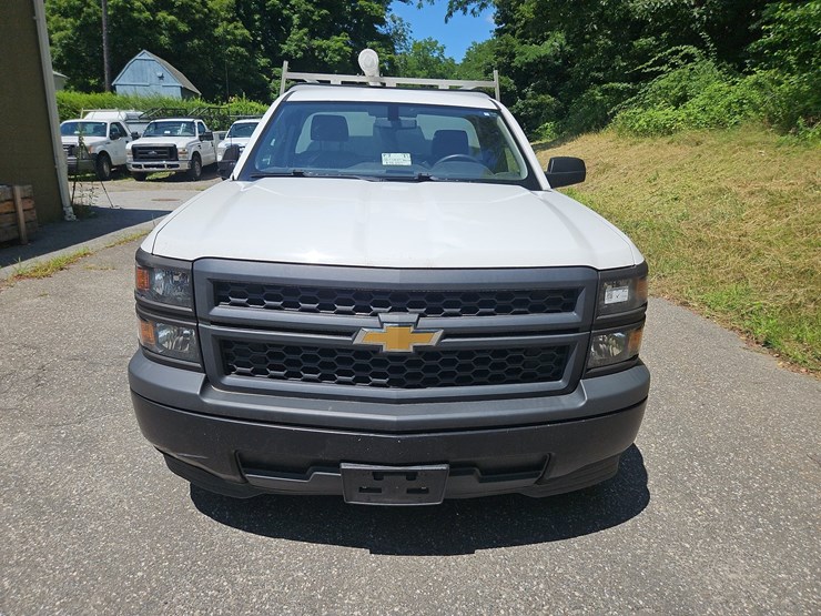 2014-chevrolet-silverado-1500-image-2