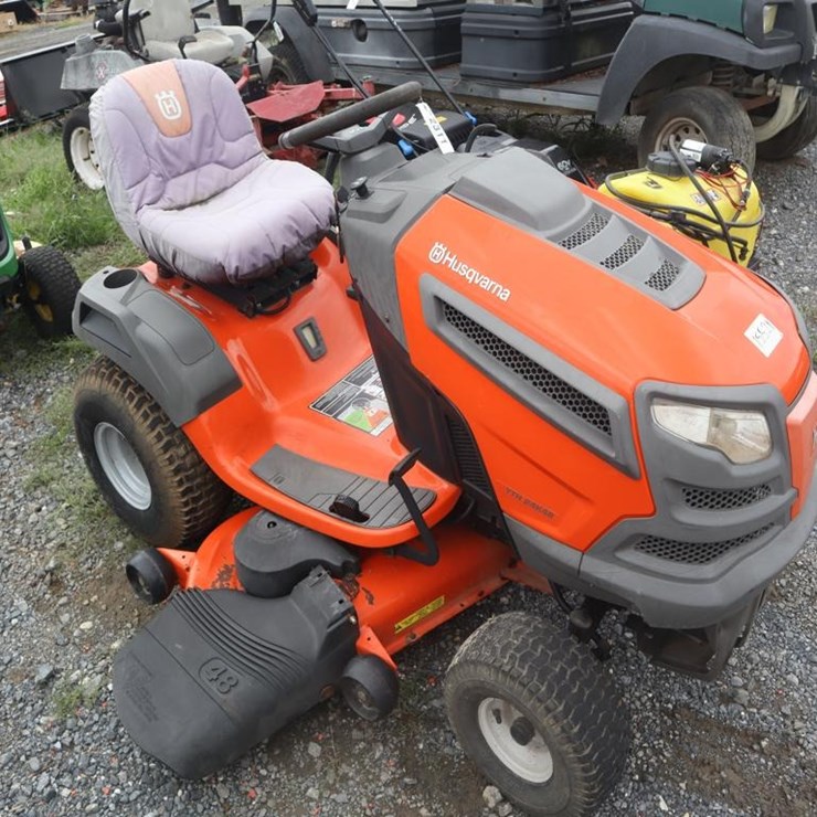 Husqvarna YTH25K48 Riding Mower