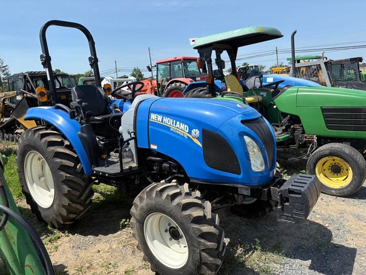 new-holland-boomer-45-image-10