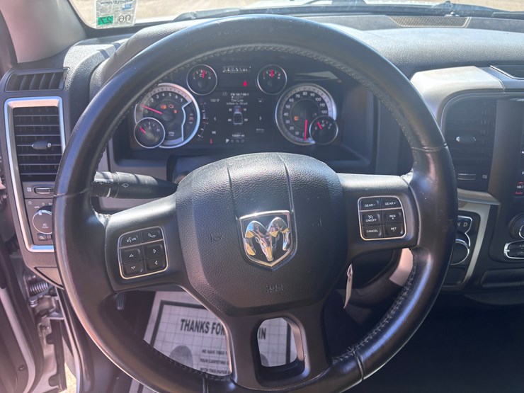 2019-dodge-1500-image-14