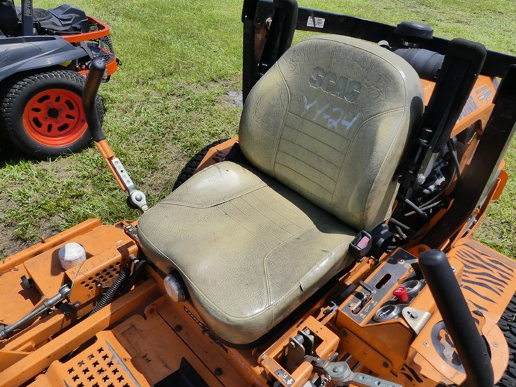 2013-scag-turf-tiger-lawn-mower-image-11