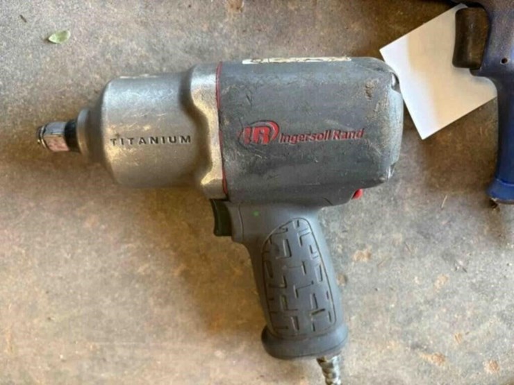 assort-of-air-tools-image-3