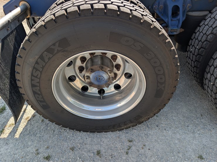 2018-kenworth-t680-image-44