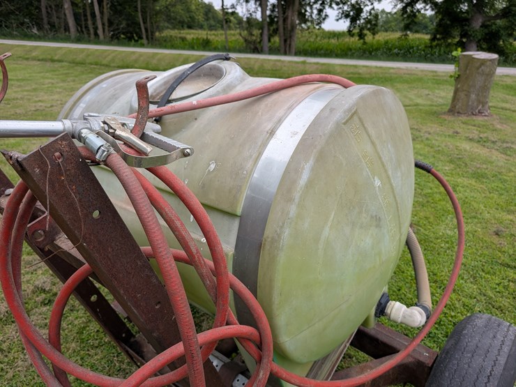 pull-type-120-gallon-sprayer-image-11